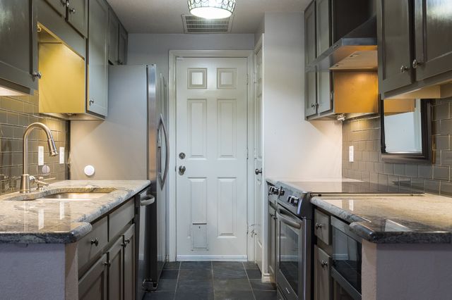 3230 Cole Avenue 110, Dallas, TX 75204