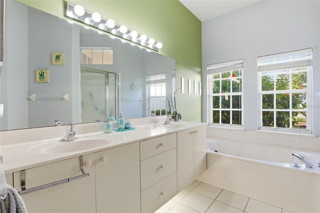 336 FERNHILL DRIVE, Debary, FL 32713