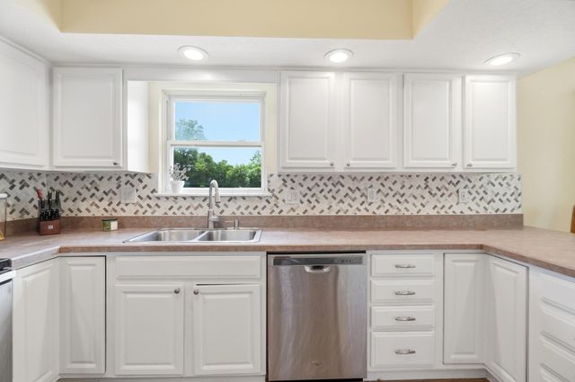 6257 Harper Circle, Mechanicsburg, OH 43044