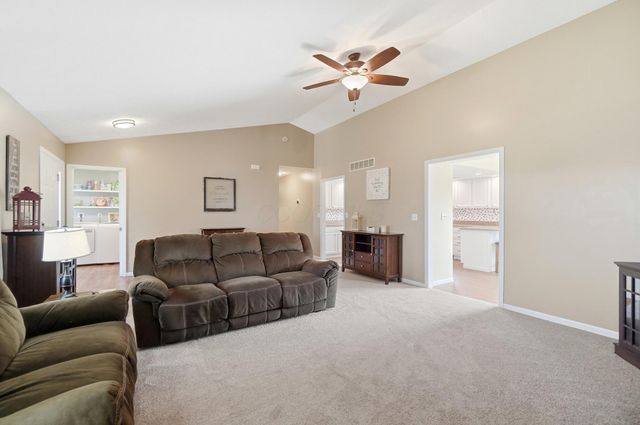 6257 Harper Circle, Mechanicsburg, OH 43044