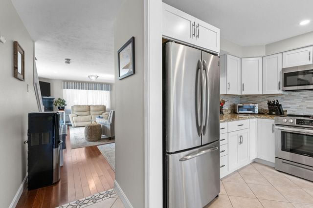 174 Lowell Road UNIT 121, Mashpee, MA 02649