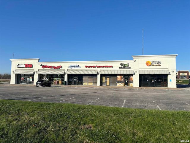 4810 ELMORE Avenue, Davenport, IA 52807