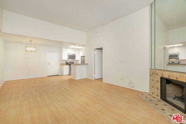 4295 Via Arbolada 312, Los Angeles, CA 90042
