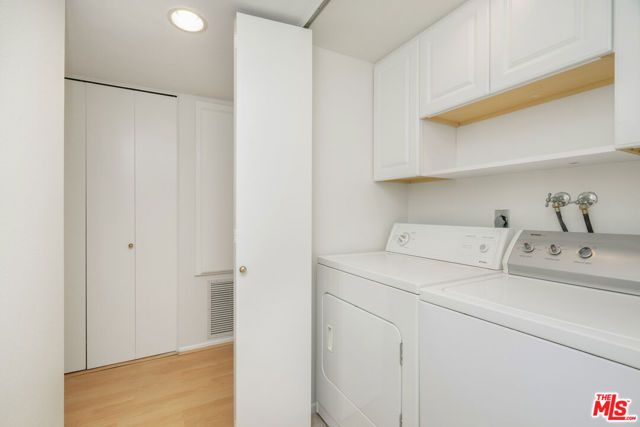 4295 Via Arbolada 312, Los Angeles, CA 90042