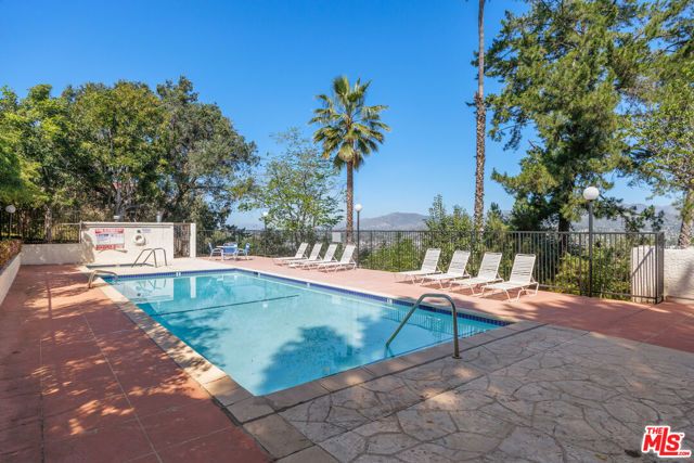 4295 Via Arbolada 312, Los Angeles, CA 90042