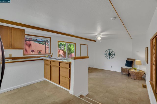 2271 Yale St, Martinez, CA 94553