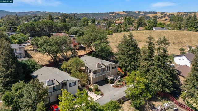 2271 Yale St, Martinez, CA 94553