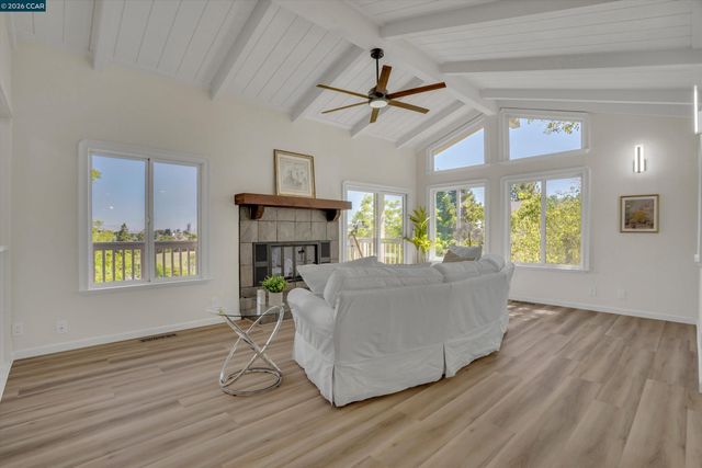 2271 Yale St, Martinez, CA 94553