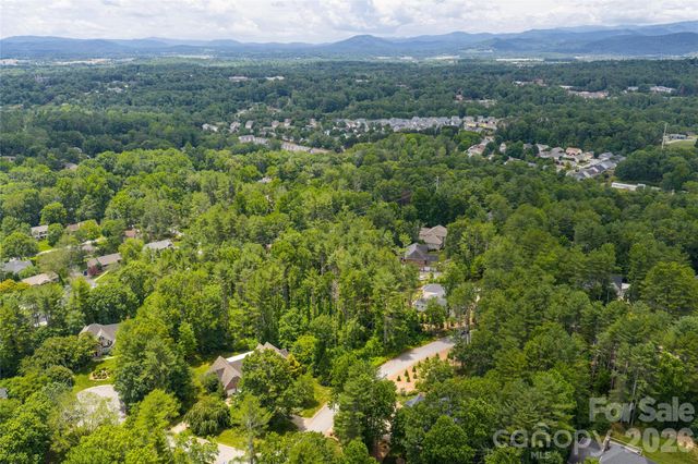 4 Dunnwoody Drive, Arden, NC 28704