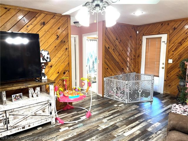 21894 Cedar Hill, Howe, OK 74940