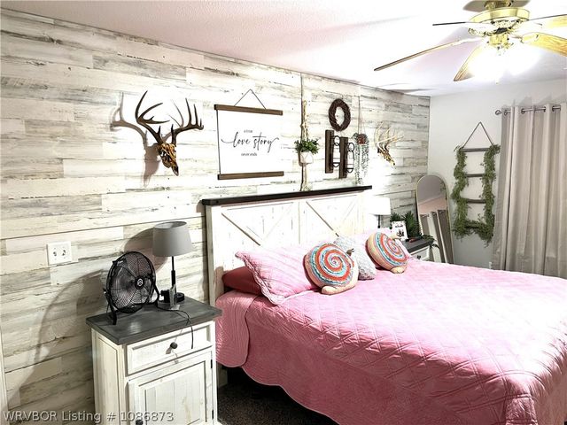 21894 Cedar Hill, Howe, OK 74940