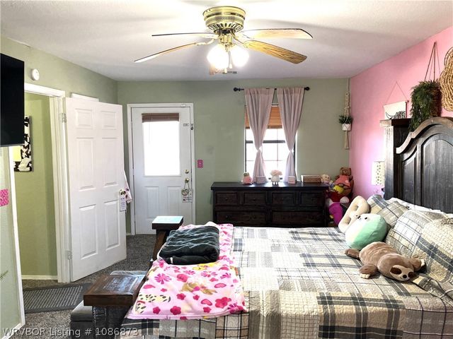 21894 Cedar Hill, Howe, OK 74940