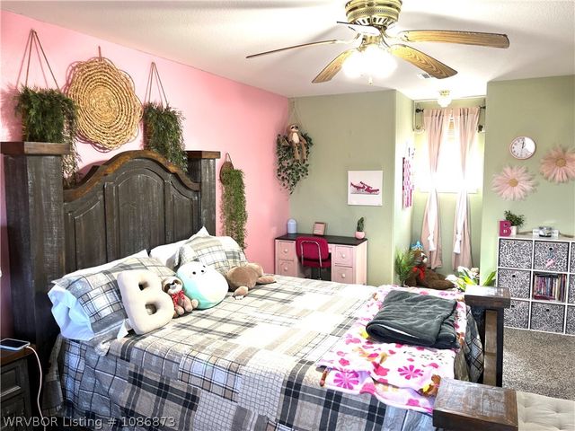 21894 Cedar Hill, Howe, OK 74940