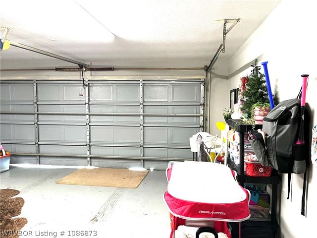 21894 Cedar Hill, Howe, OK 74940