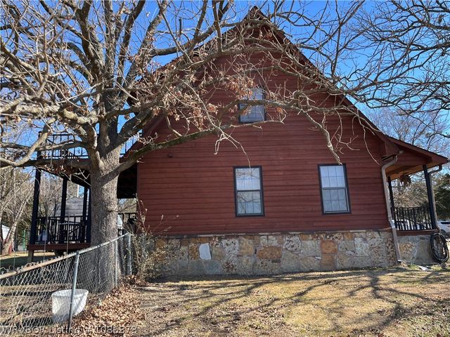 21894 Cedar Hill, Howe, OK 74940