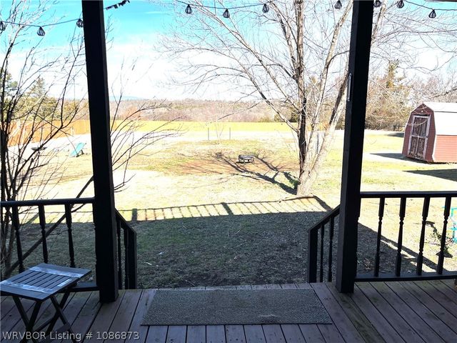 21894 Cedar Hill, Howe, OK 74940