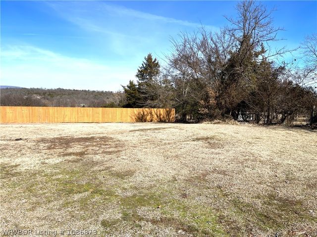 21894 Cedar Hill, Howe, OK 74940