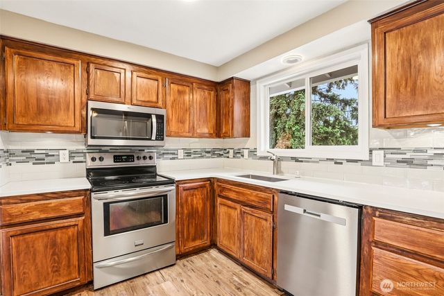 14905 NE 47th Street, Vancouver, WA 98682
