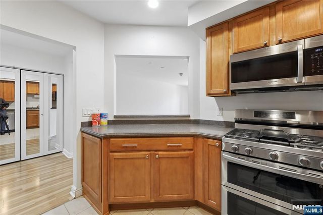 1 Orient Way 204, Rutherford, NJ 07070