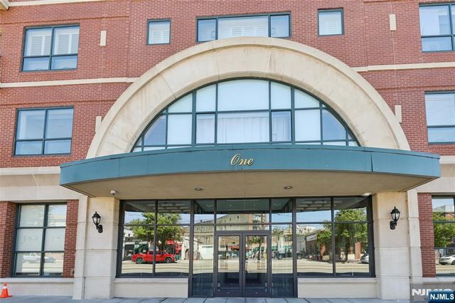 1 Orient Way 204, Rutherford, NJ 07070
