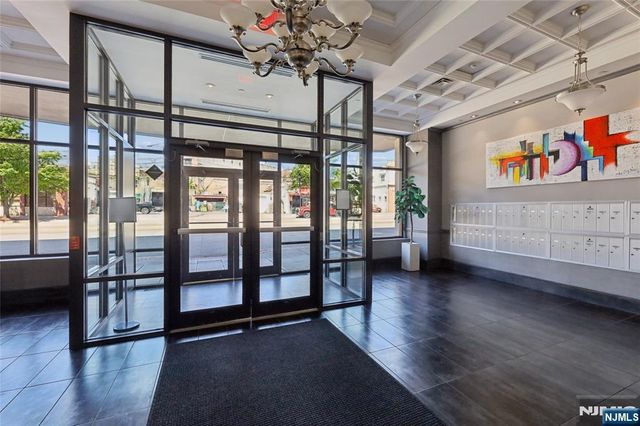 1 Orient Way 204, Rutherford, NJ 07070