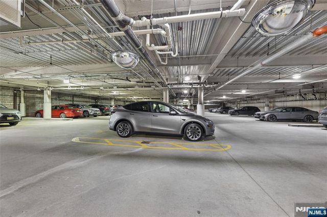 1 Orient Way 204, Rutherford, NJ 07070