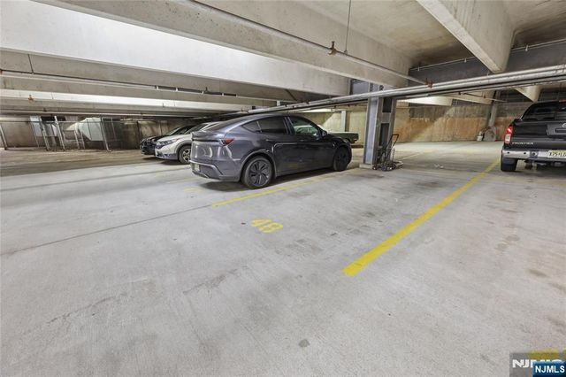 1 Orient Way 204, Rutherford, NJ 07070