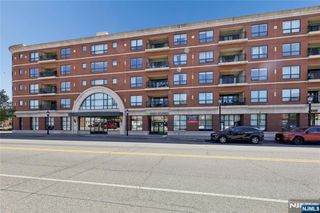 1 Orient Way 204, Rutherford, NJ 07070