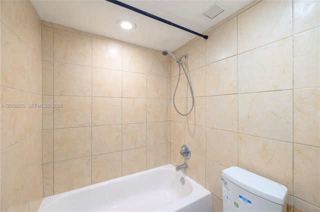 750 NE 64th St B404, Miami, FL 33138