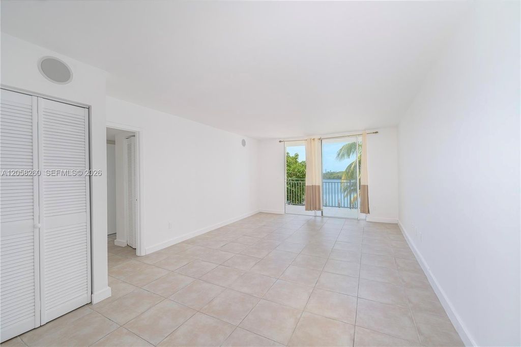 750 NE 64th St B404, Miami, FL 33138