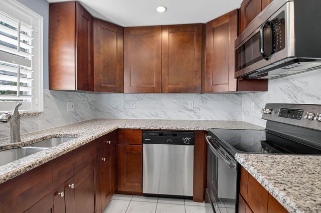 61 Brittany B 61, Delray Beach, FL 33446