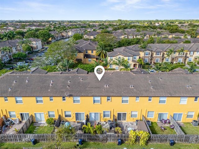 9133 SW 227th St 5, Cutler Bay, FL 33190