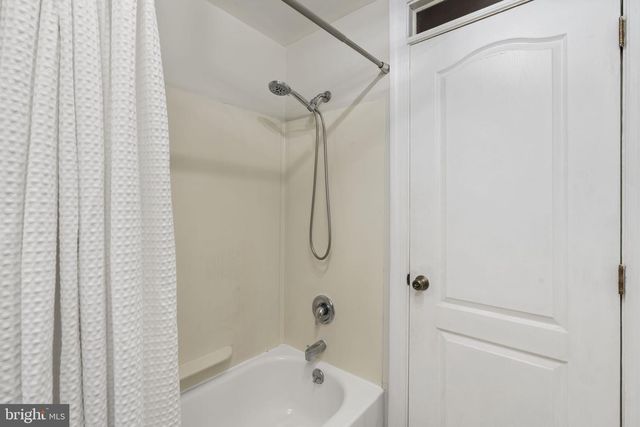 320 ODONNELLS LN, Cinnaminson, NJ 08077