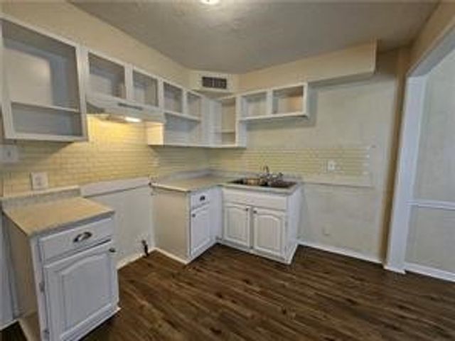 722 Collingswood Dr, Corpus Christi, TX 78412