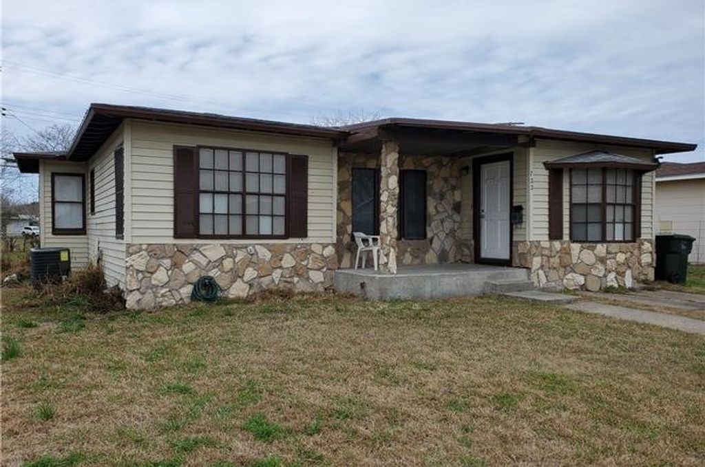722 Collingswood Dr, Corpus Christi, TX 78412