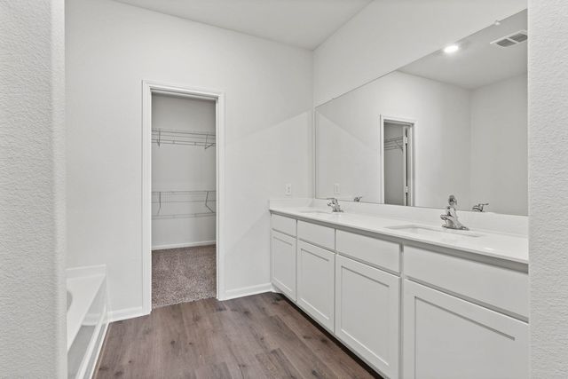 5007 Delano Street, Greenville, TX 75401