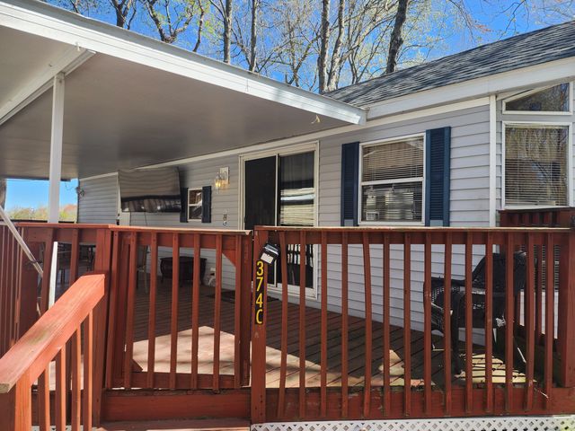 42 Pierce Road, Preston, CT 06365