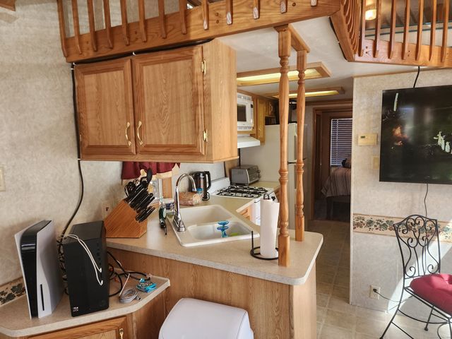 42 Pierce Road, Preston, CT 06365