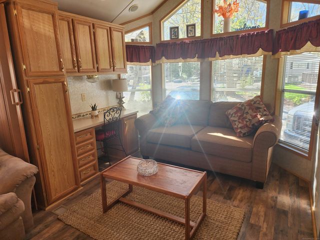 42 Pierce Road, Preston, CT 06365