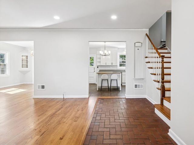839 Chilton Lane, Wilmette, IL 60091