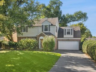 839 Chilton Lane, Wilmette, IL 60091