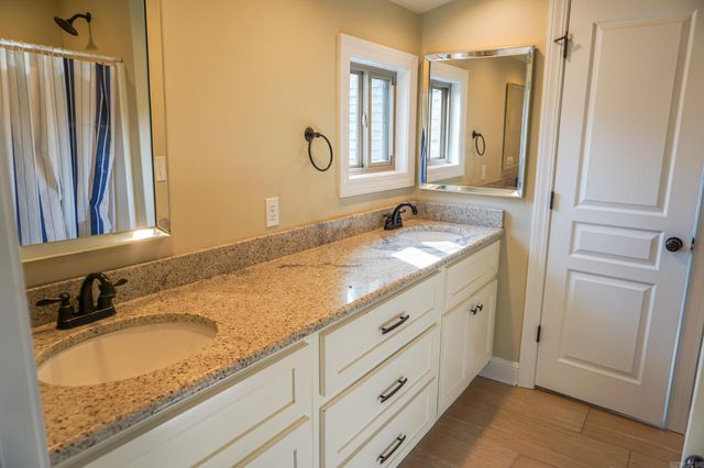 4269 Farmington Cove, Jonesboro, AR 72404