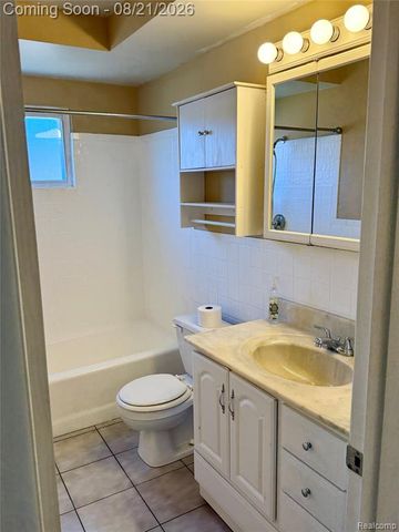 3811 Syckelmoore, Trenton, MI 48183
