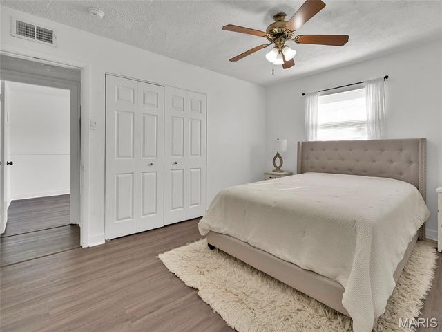 283 Ramsey Lane, Ballwin, MO 63021