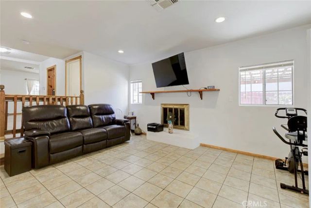 1335 N Niagara Street, Burbank, CA 91505