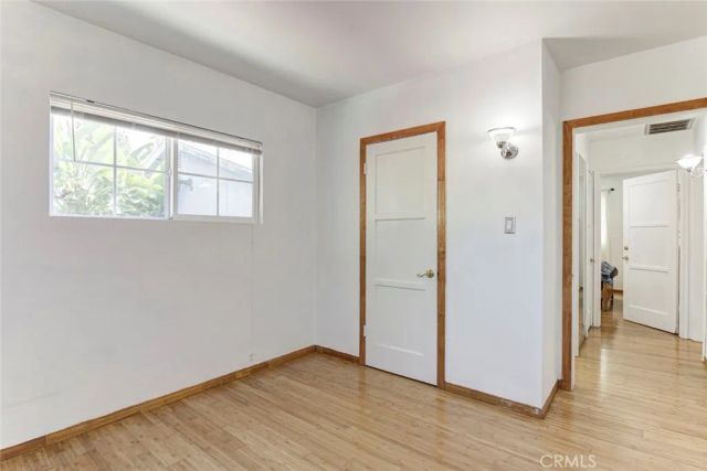 1335 N Niagara Street, Burbank, CA 91505