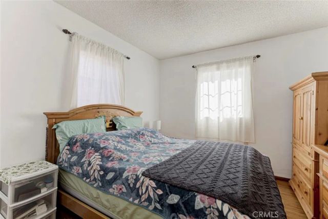 1335 N Niagara Street, Burbank, CA 91505