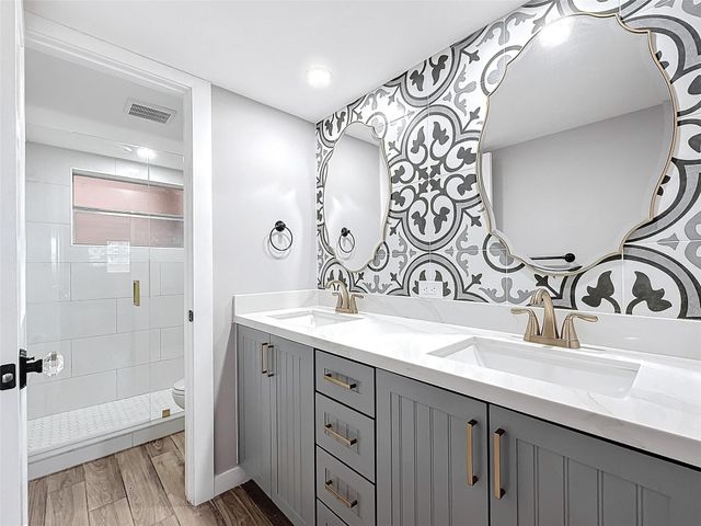 8818 W Mcnab Road 103, Tamarac, FL 33321