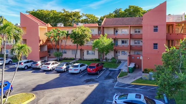 8818 W Mcnab Road 103, Tamarac, FL 33321