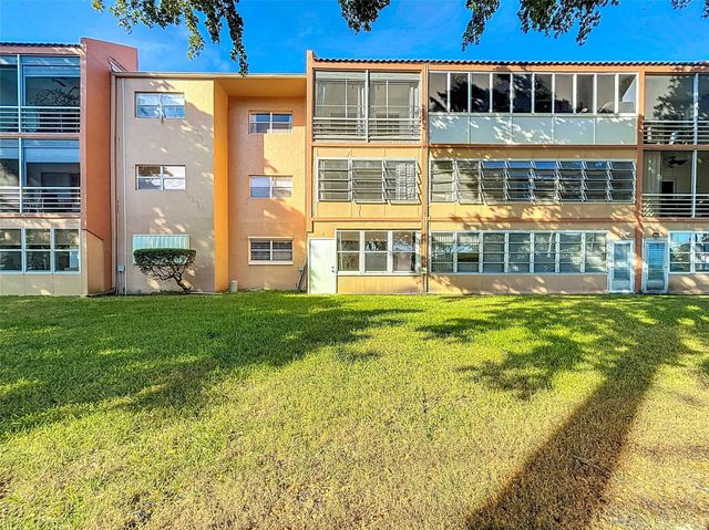 8818 W Mcnab Road 103, Tamarac, FL 33321